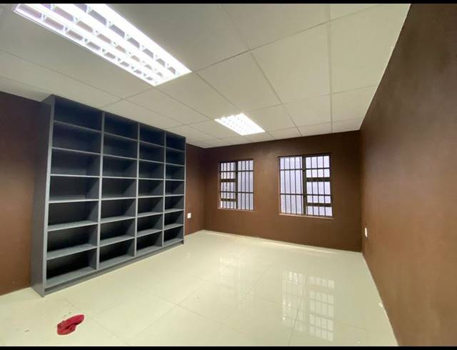 OFFICE PROPERTY TO RENT IN MANKWENG